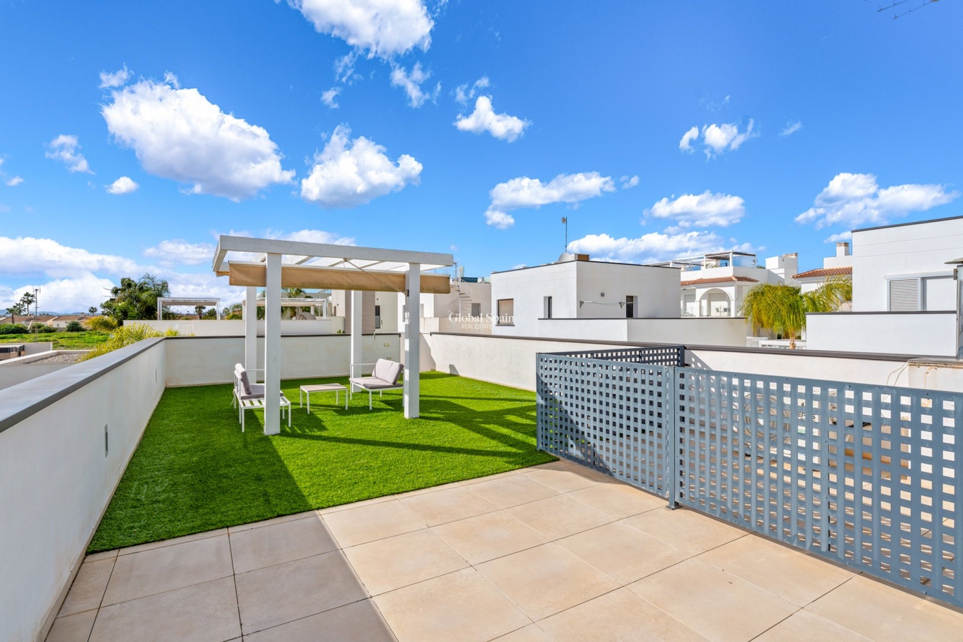 Revente - VILLA -
CIUDAD QUESADA