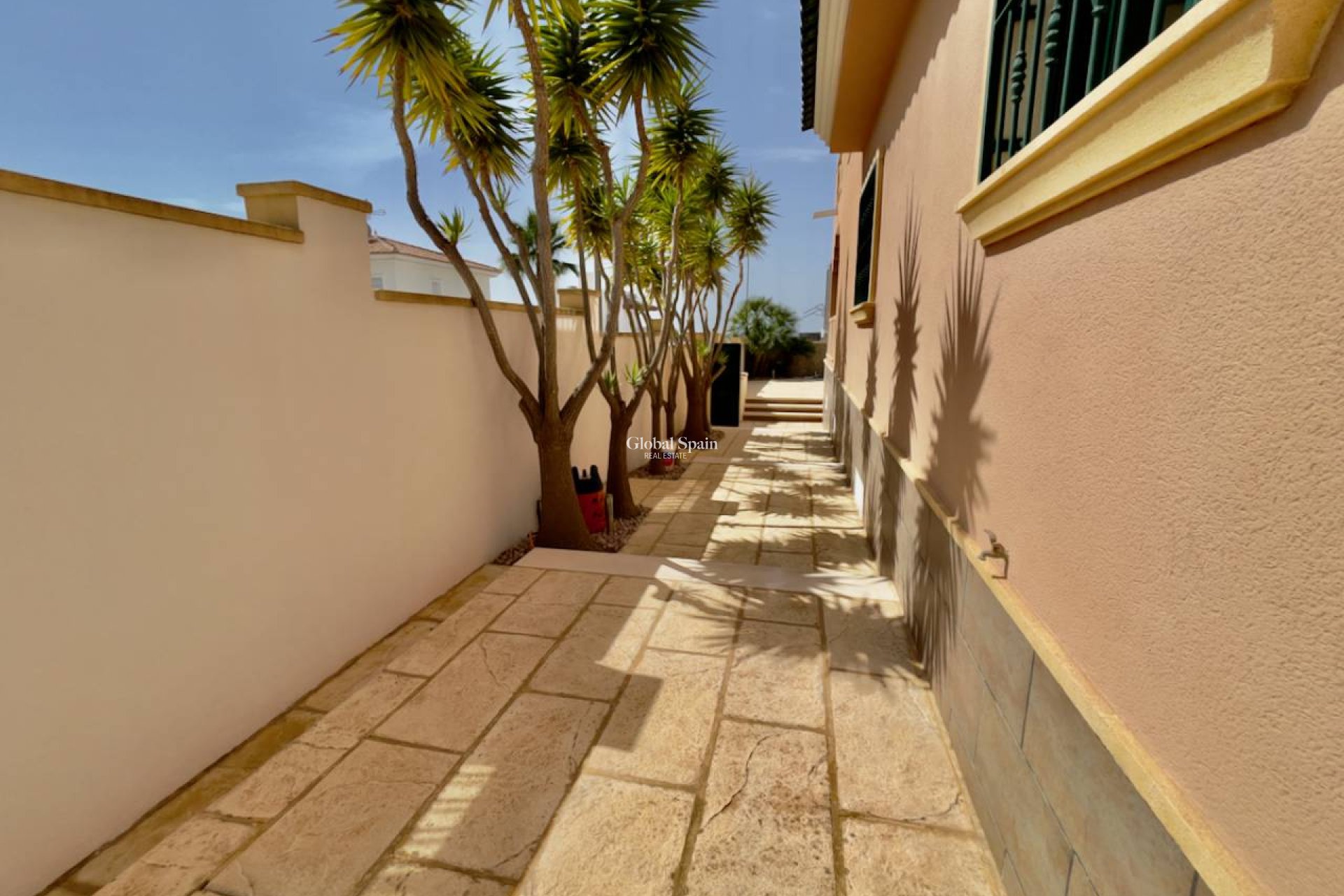 Revente - VILLA -
CIUDAD QUESADA