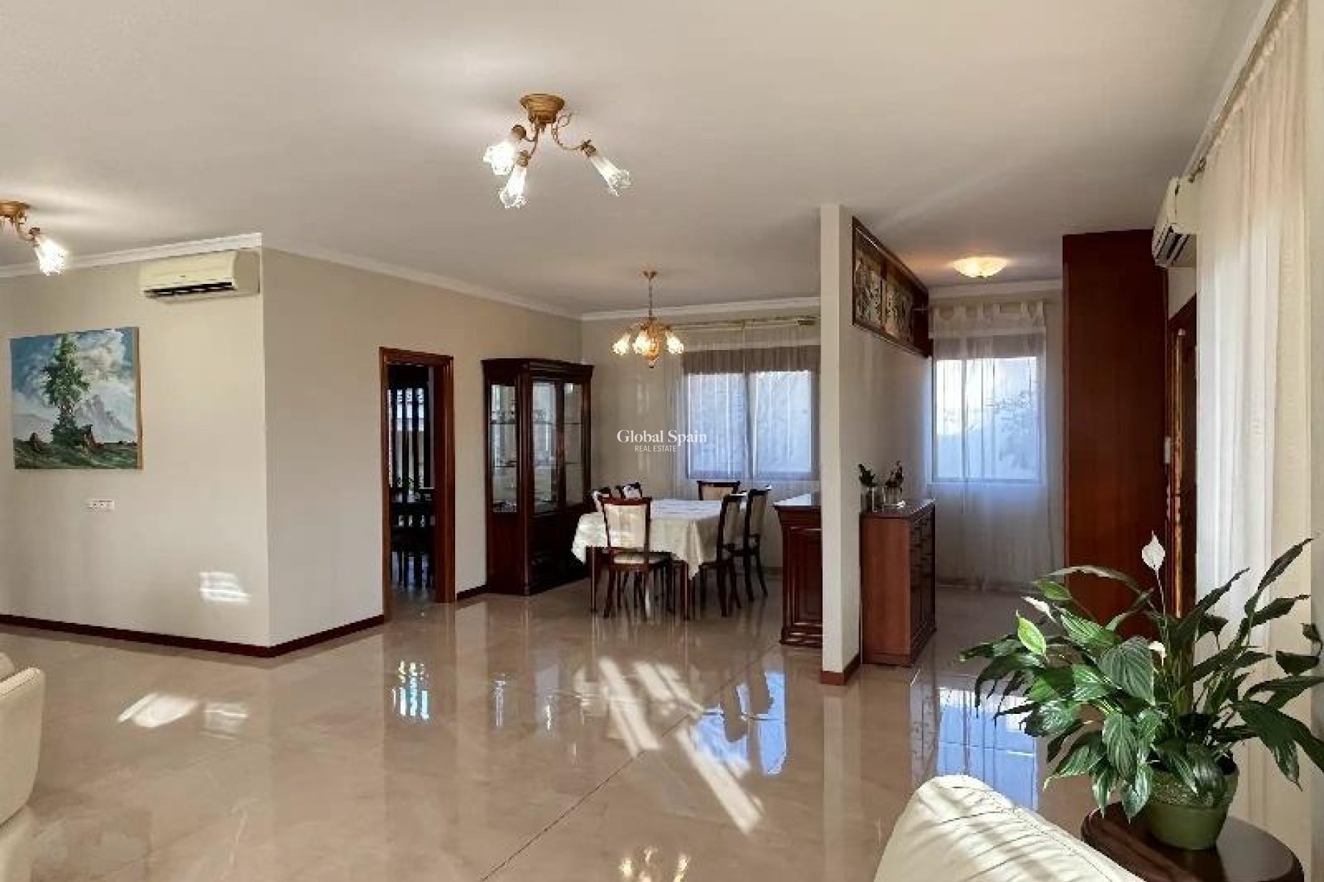Revente - VILLA -
CIUDAD QUESADA