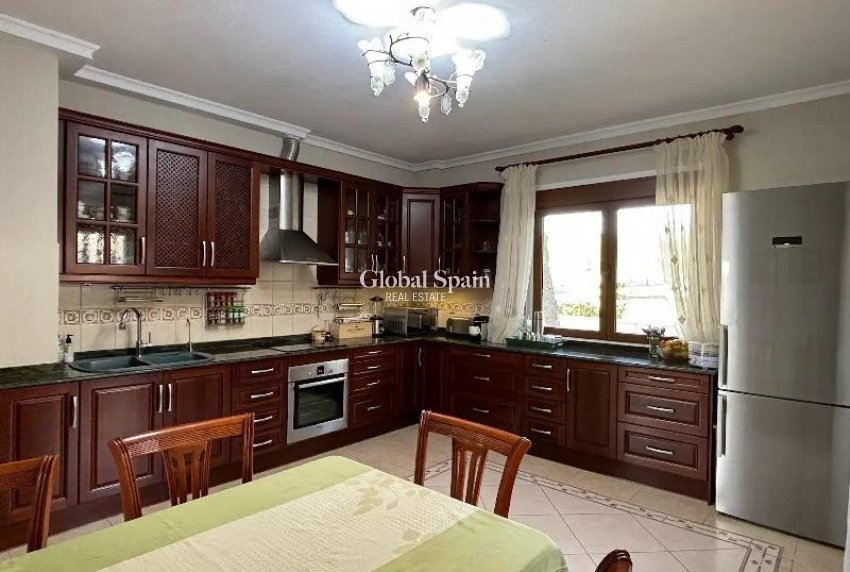 Revente - VILLA -
CIUDAD QUESADA