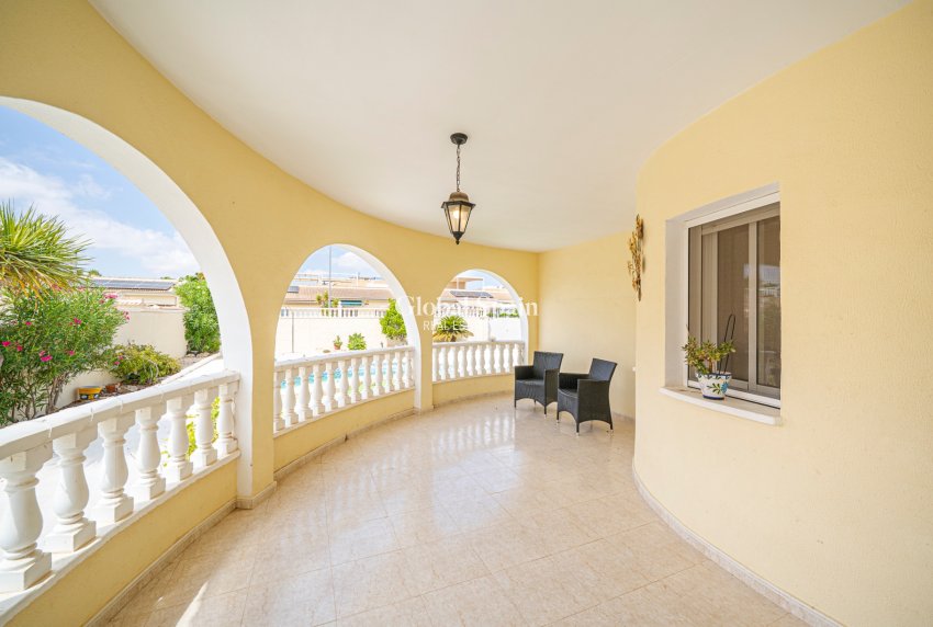 Revente - VILLA -
CIUDAD QUESADA