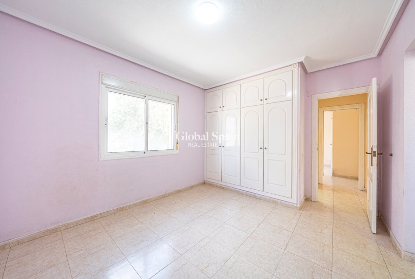 Revente - VILLA -
CIUDAD QUESADA