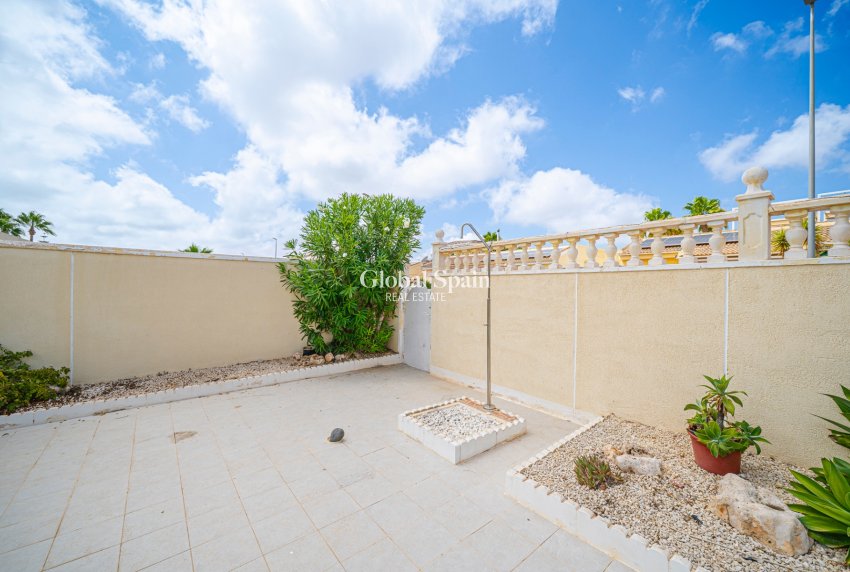 Revente - VILLA -
CIUDAD QUESADA