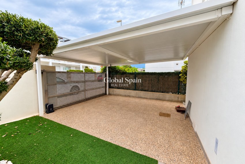 Revente - VILLA -
CIUDAD QUESADA