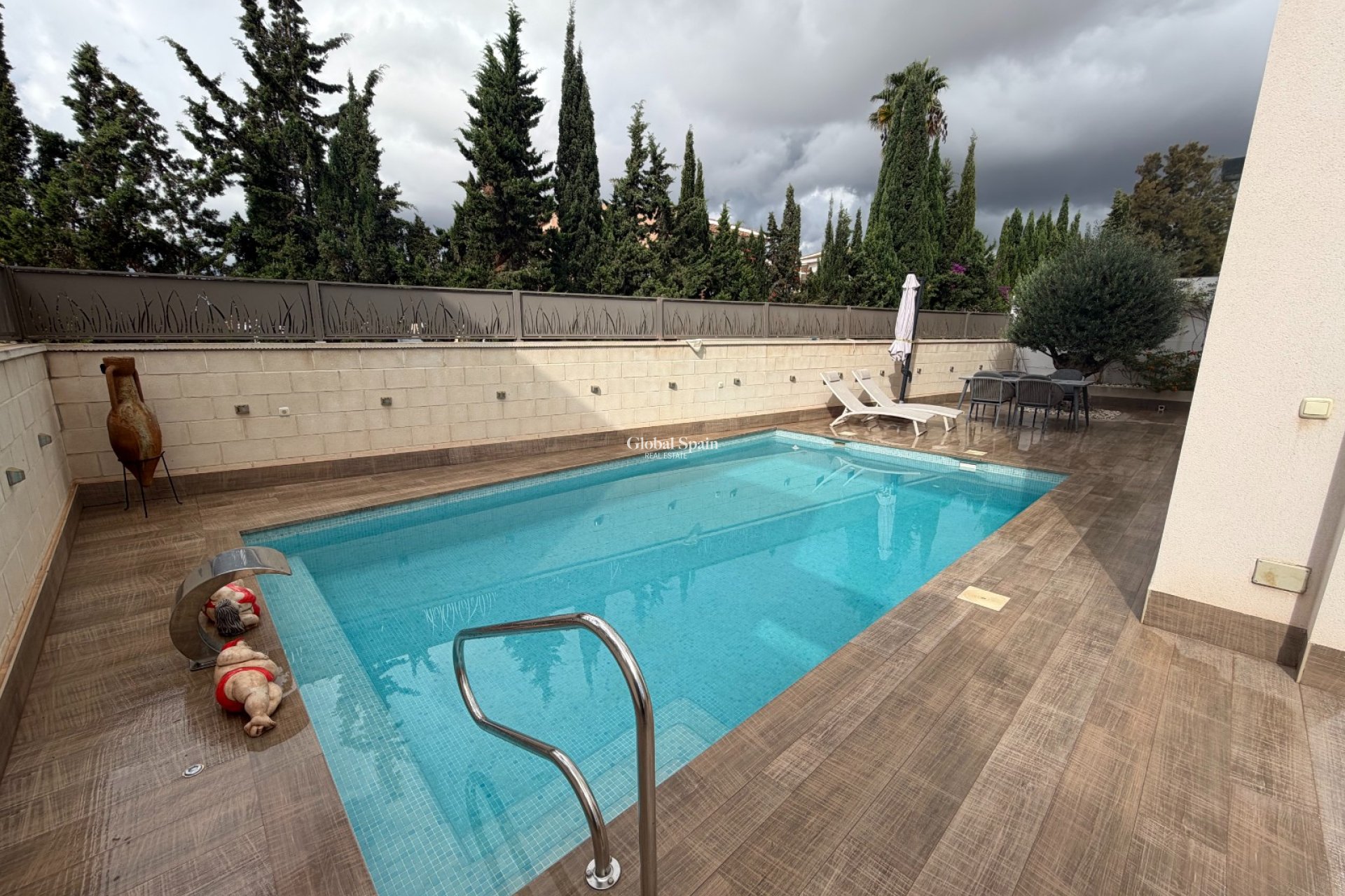 Revente - VILLA -
CIUDAD QUESADA