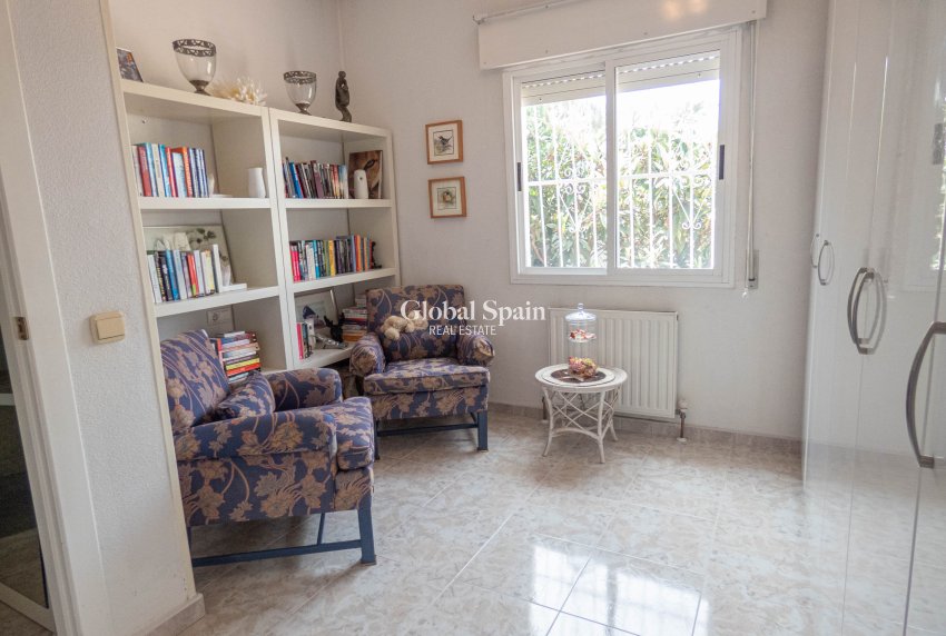 Revente - Villa -
CIUDAD QUESADA