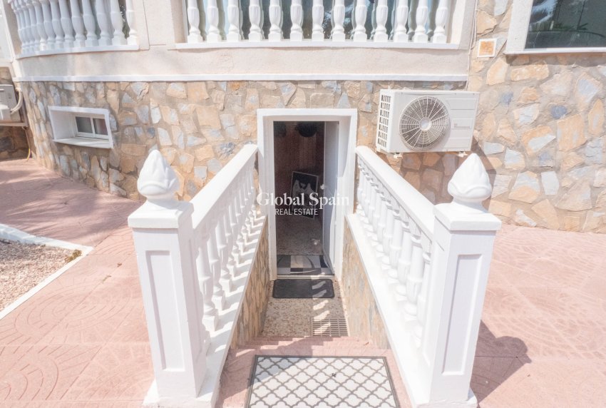 Revente - Villa -
CIUDAD QUESADA