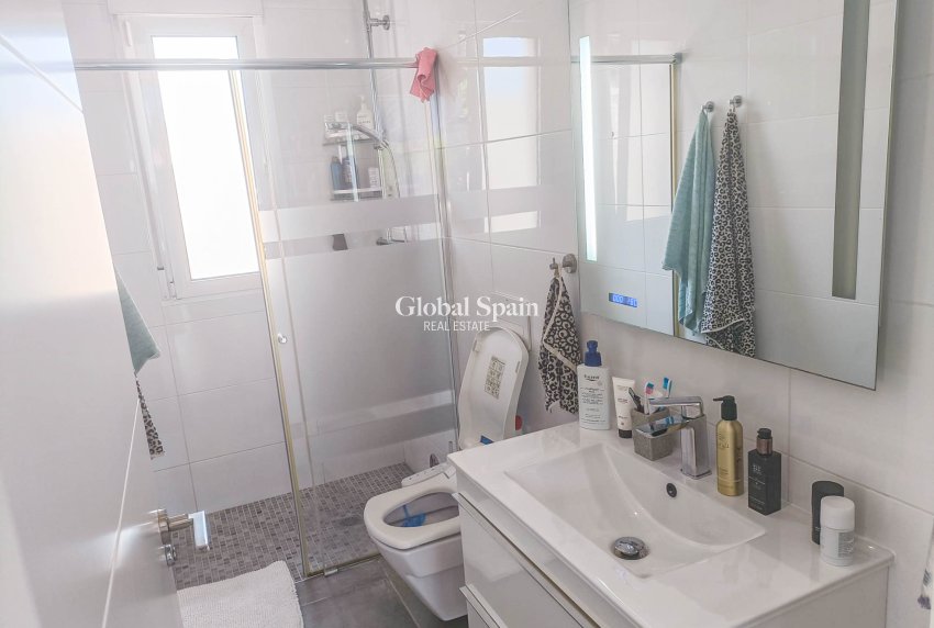 Revente - Villa -
CIUDAD QUESADA