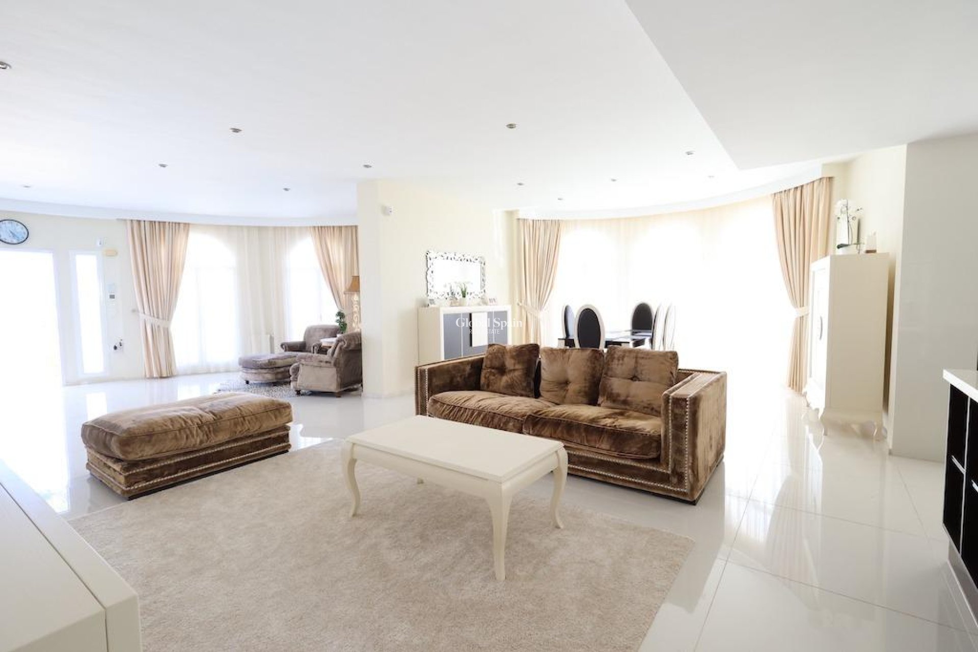 Revente - Villa -
CIUDAD QUESADA