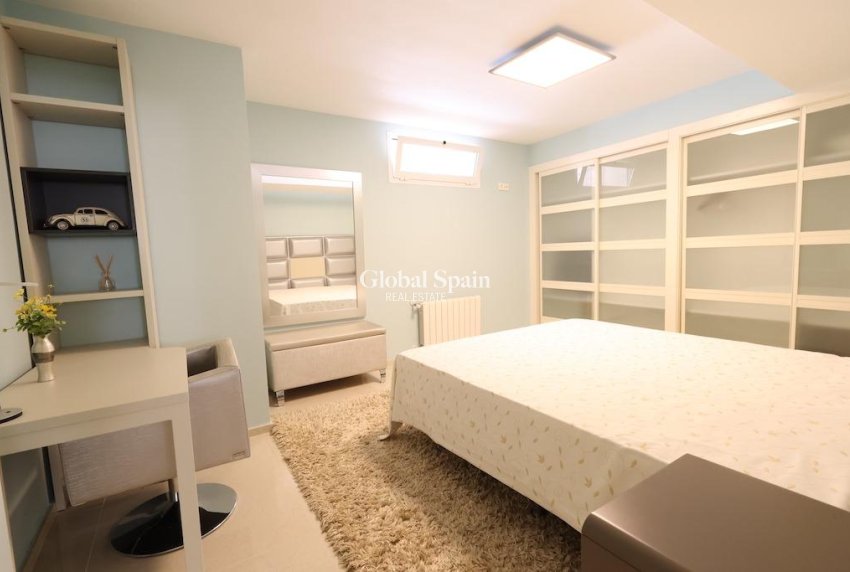 Revente - Villa -
CIUDAD QUESADA