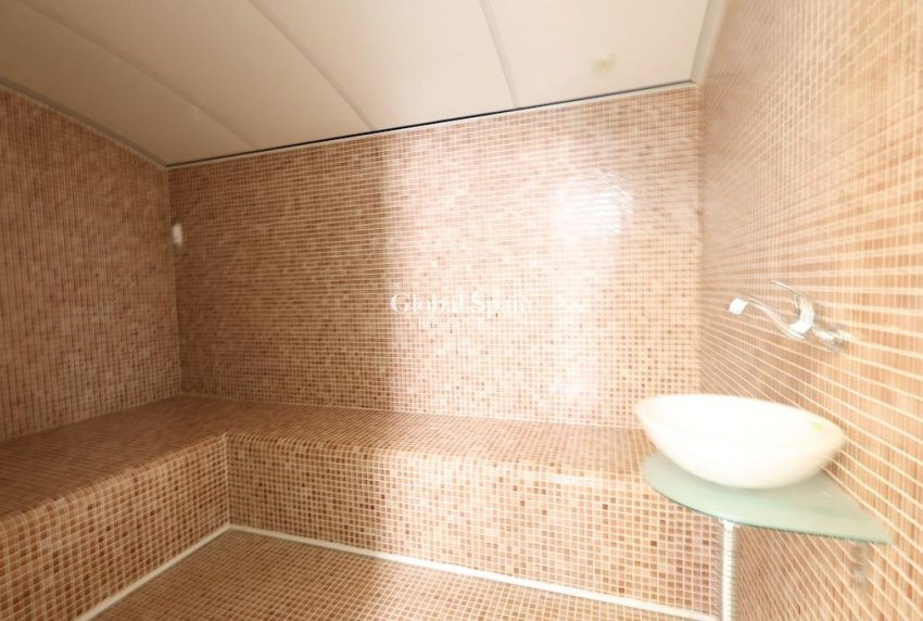 Revente - Villa -
CIUDAD QUESADA