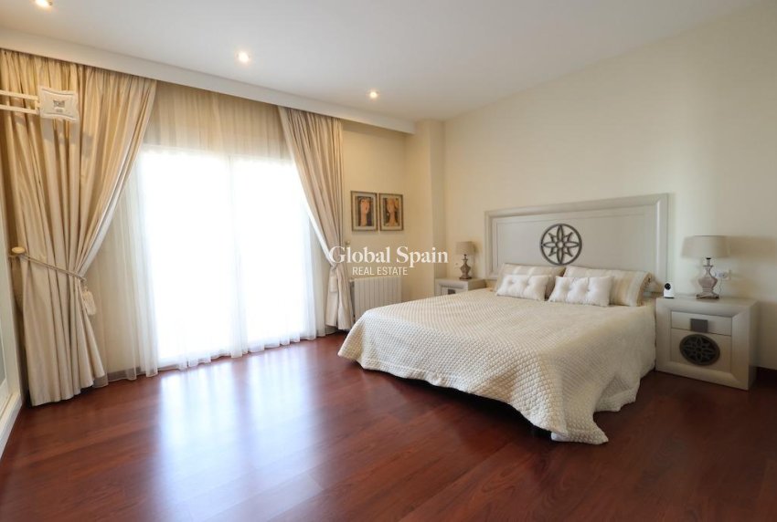 Revente - Villa -
CIUDAD QUESADA