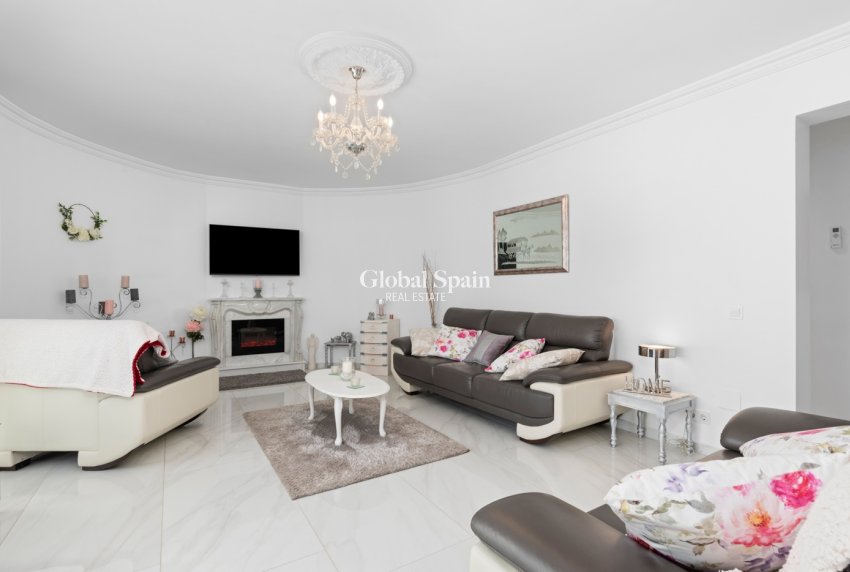 Revente - Villa -
CIUDAD QUESADA