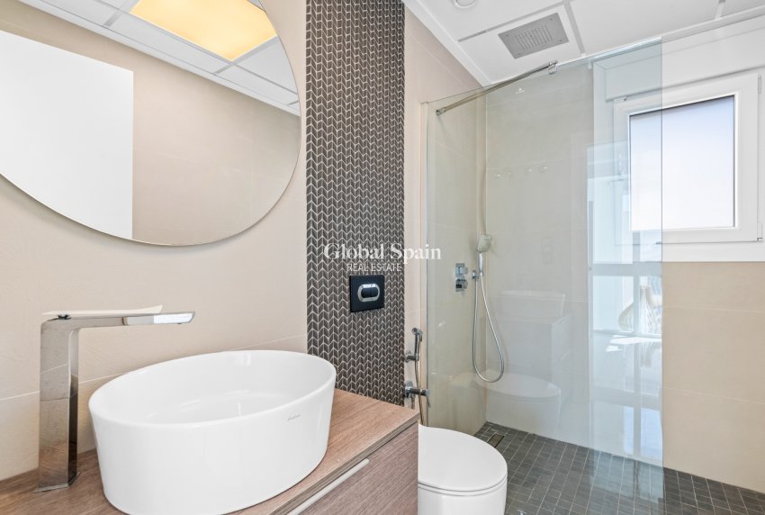 Revente - Villa -
CIUDAD QUESADA