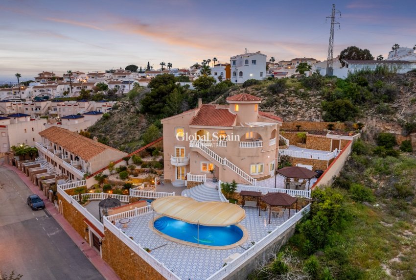 Revente - Villa -
CIUDAD QUESADA