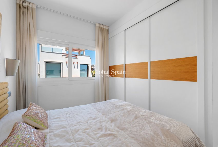 Revente - Villa -
CIUDAD QUESADA