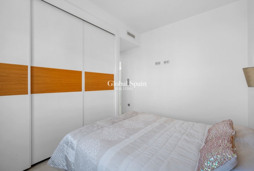 Revente - Villa -
CIUDAD QUESADA