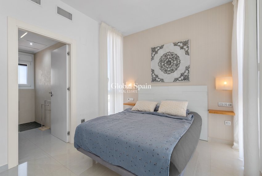 Revente - Villa -
CIUDAD QUESADA