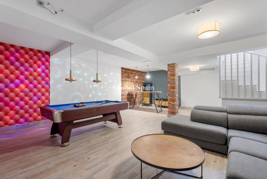 Revente - Villa -
CIUDAD QUESADA