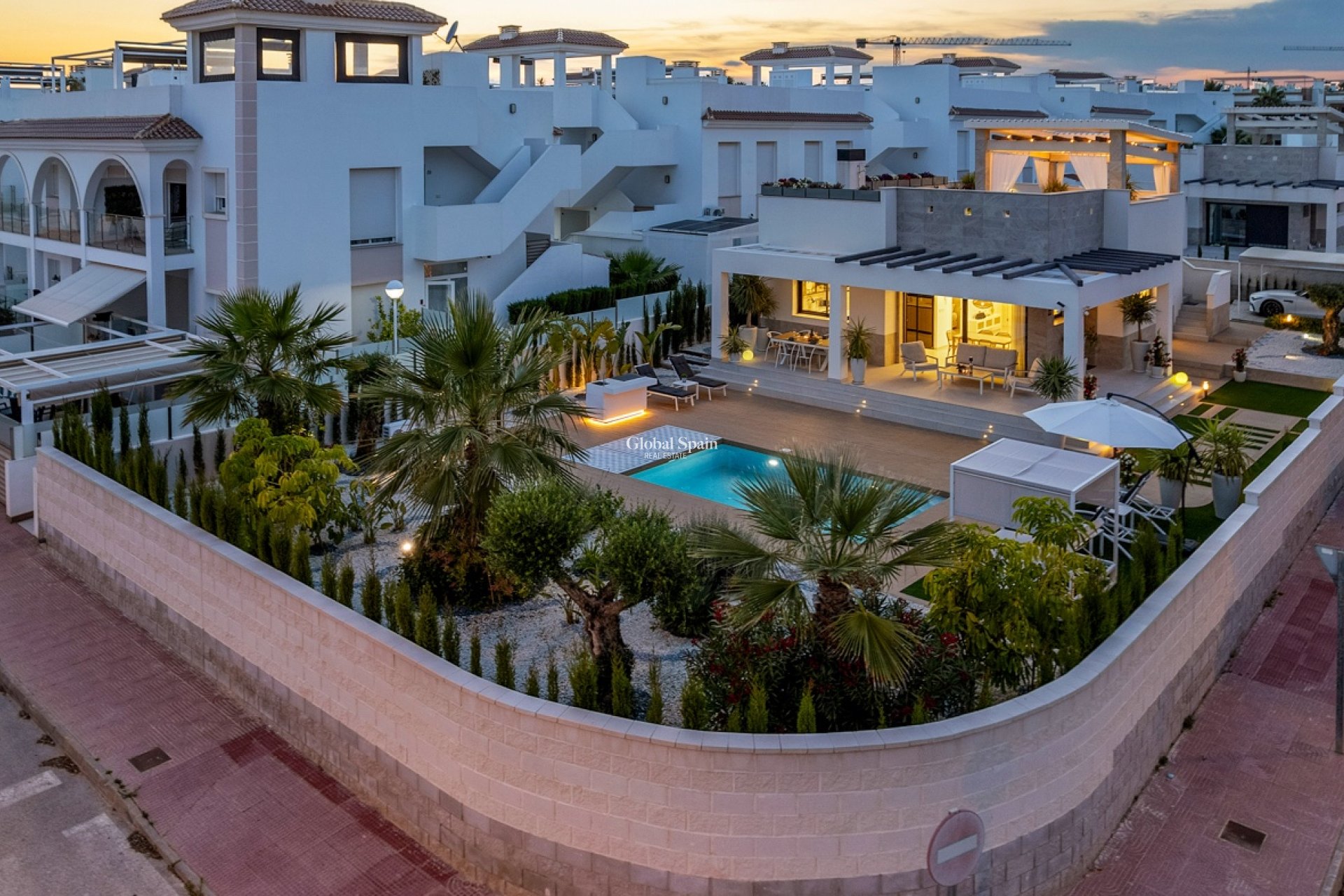 Revente - Villa -
CIUDAD QUESADA