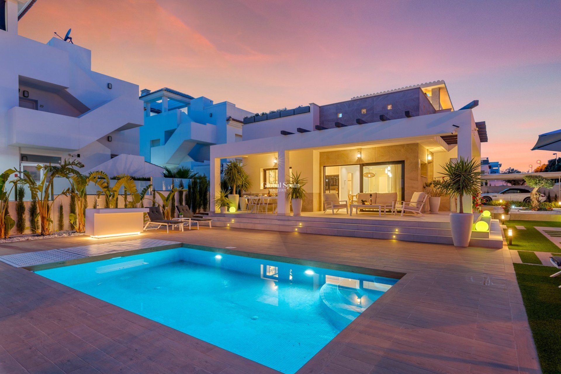 Revente - Villa -
CIUDAD QUESADA