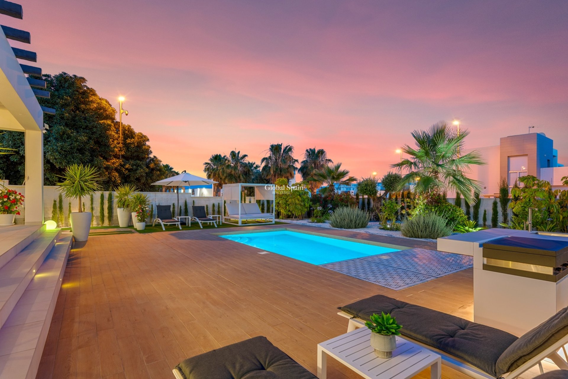 Revente - Villa -
CIUDAD QUESADA