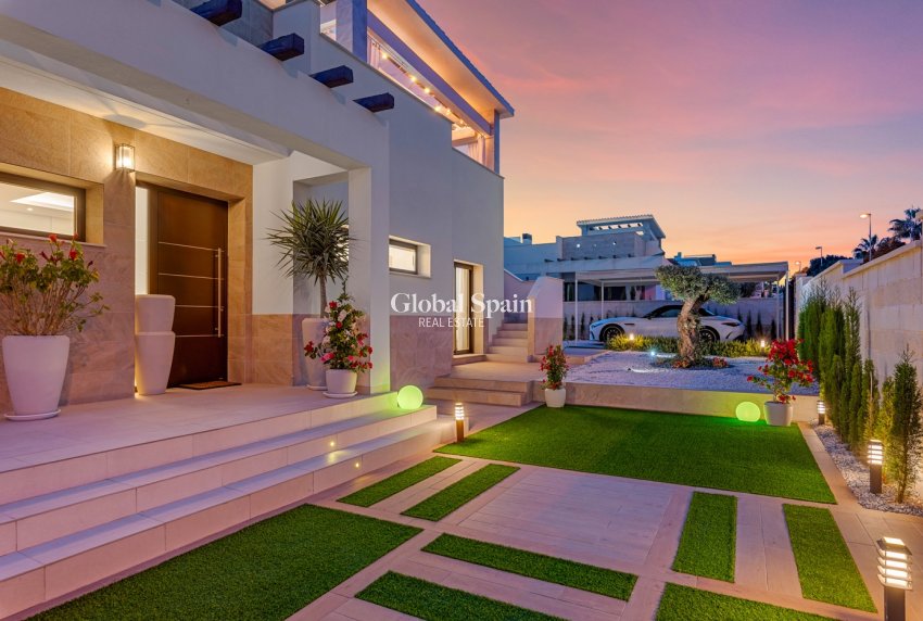 Revente - Villa -
CIUDAD QUESADA