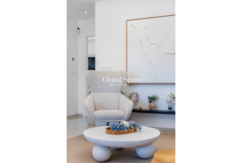 Revente - Villa -
CIUDAD QUESADA