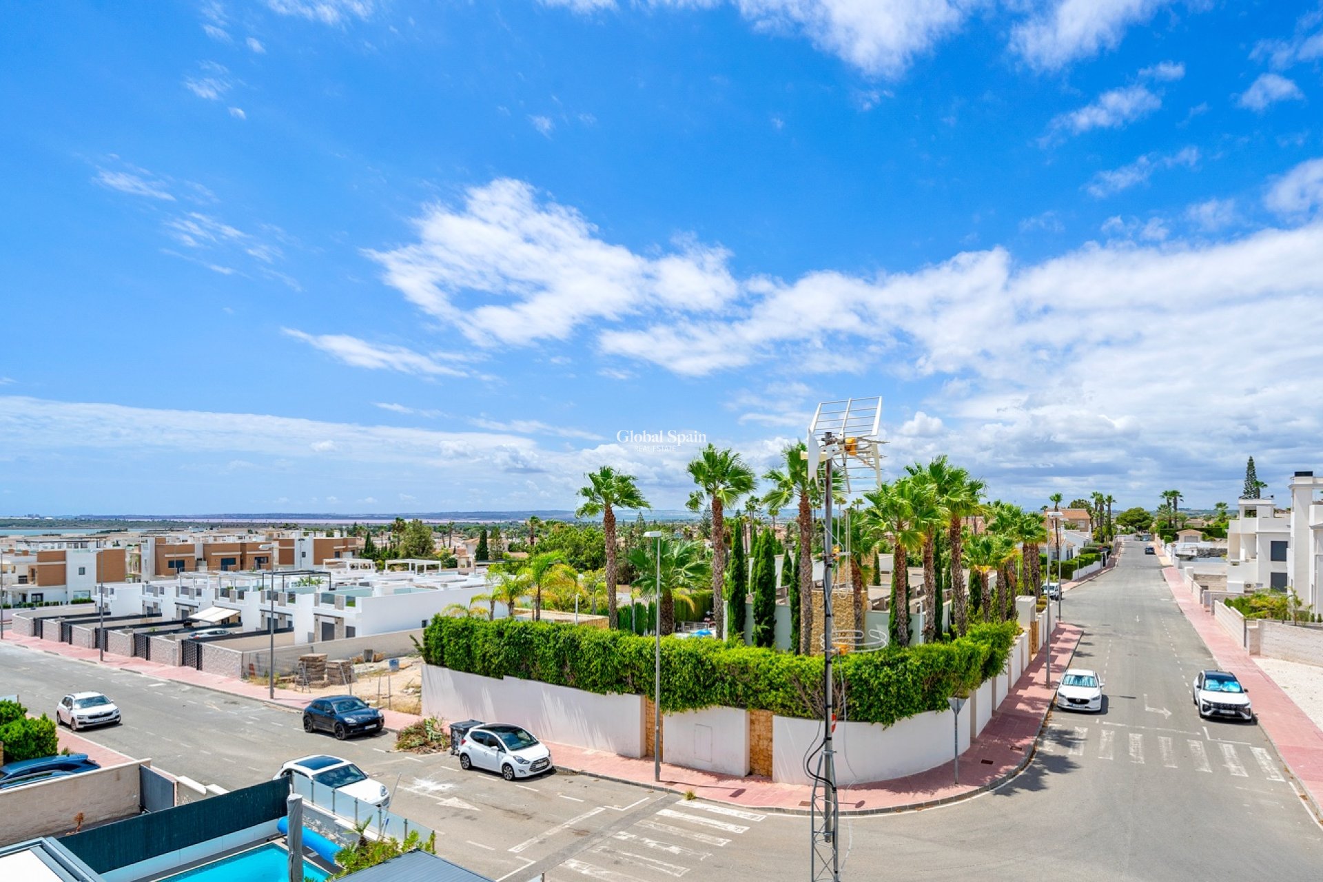 Revente - VILLA -
CIUDAD QUESADA