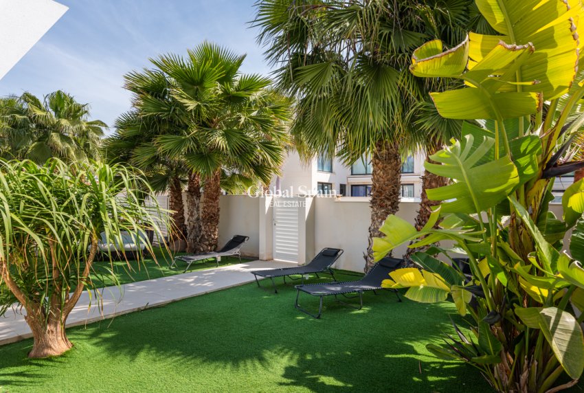 Revente - VILLA -
CIUDAD QUESADA