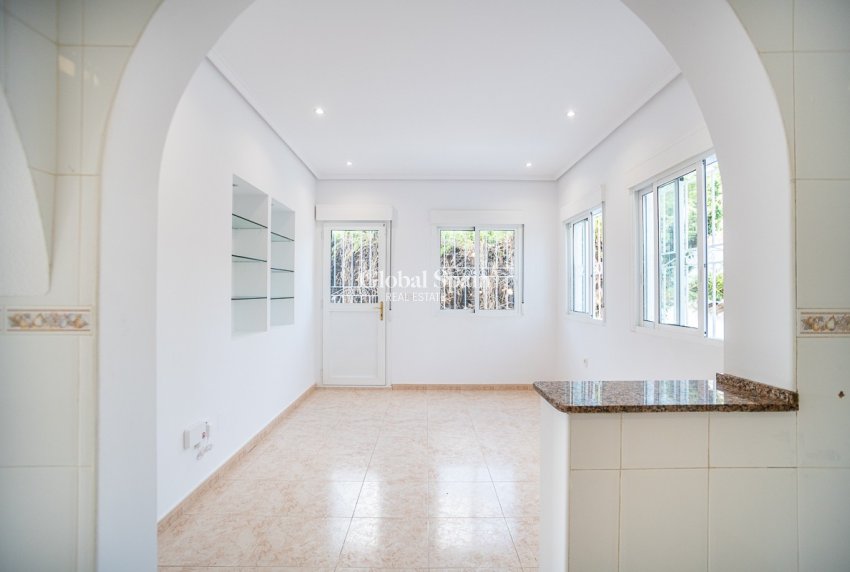 Revente - Villa -
CIUDAD QUESADA