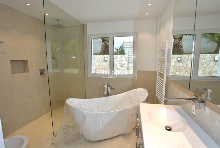 Revente - Villa -
Costa d'en Blanes - Calvià