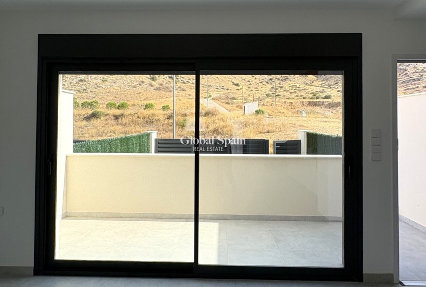 Revente - VILLA -
COX - Costa Blanca