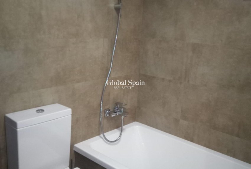 Revente - VILLA -
COX - Cox