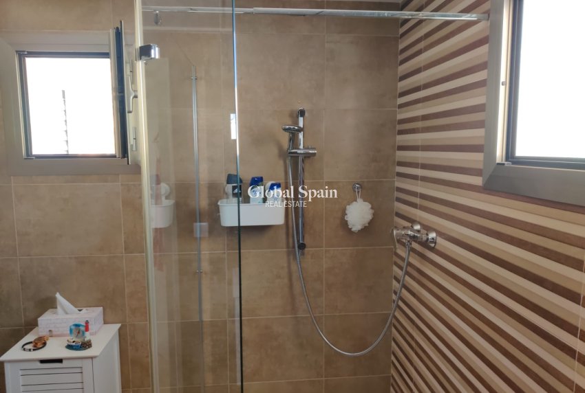 Revente - VILLA -
COX - Cox