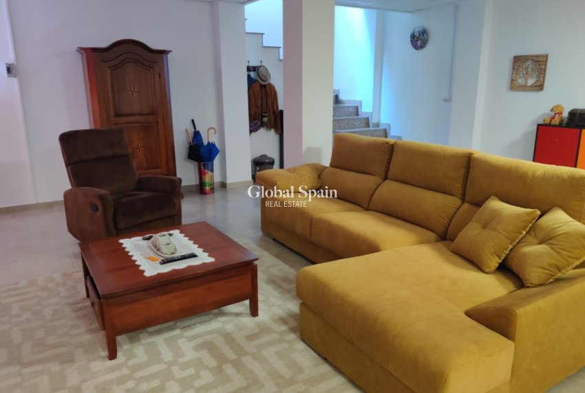 Revente - VILLA -
COX - Cox