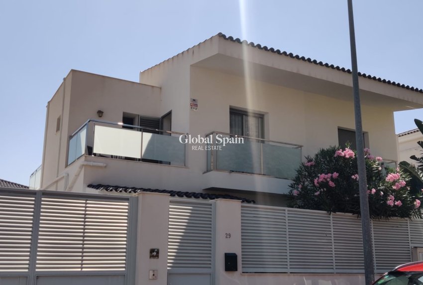 Revente - VILLA -
COX - Cox