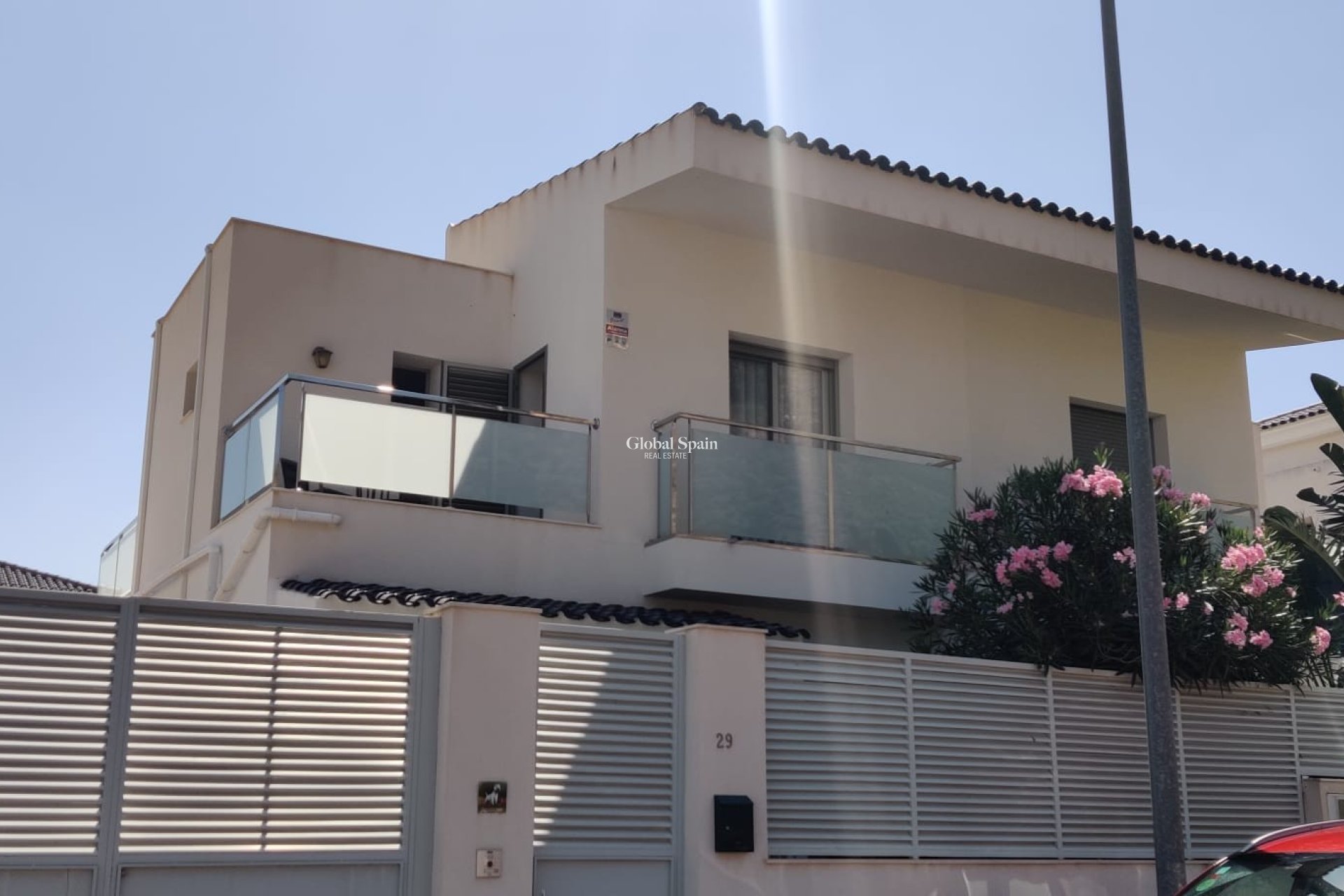 Revente - VILLA -
COX - Cox