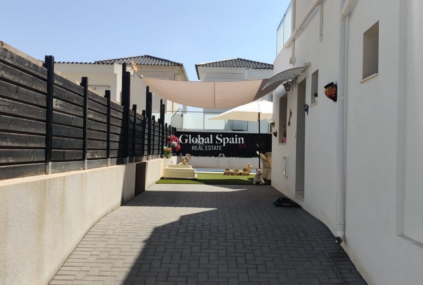 Revente - VILLA -
COX - Cox