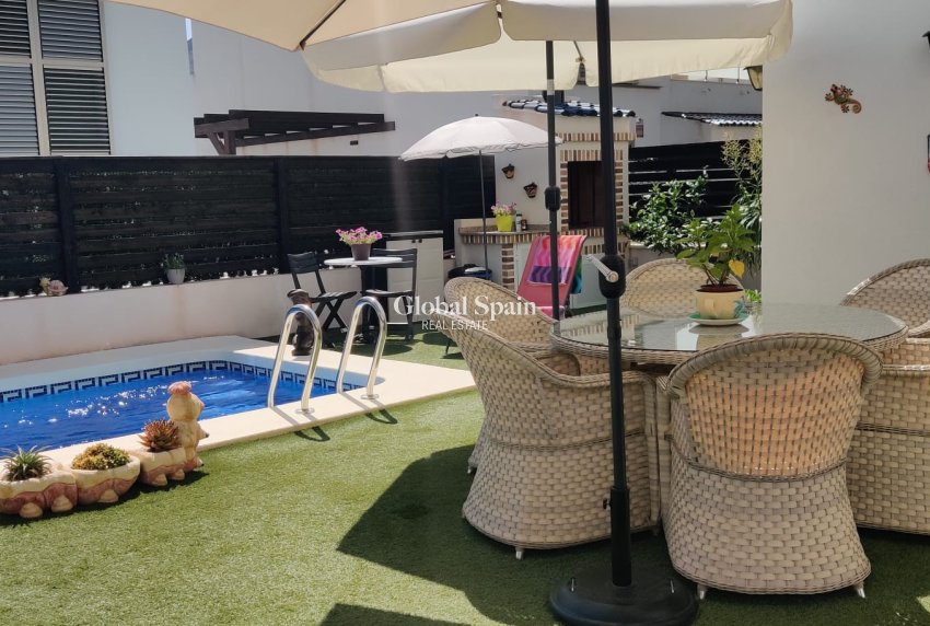 Revente - VILLA -
COX - Cox