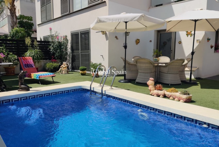 Revente - VILLA -
COX - Cox