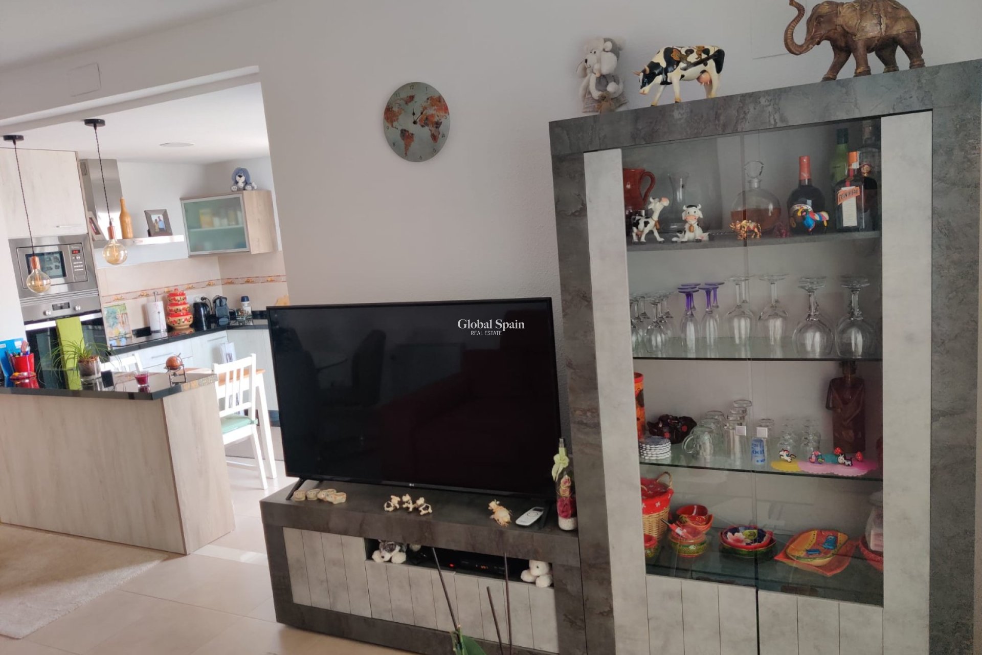 Revente - VILLA -
COX - Cox