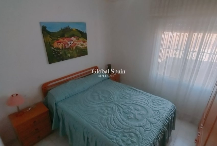 Revente - VILLA -
CREVILLENTE - Inland