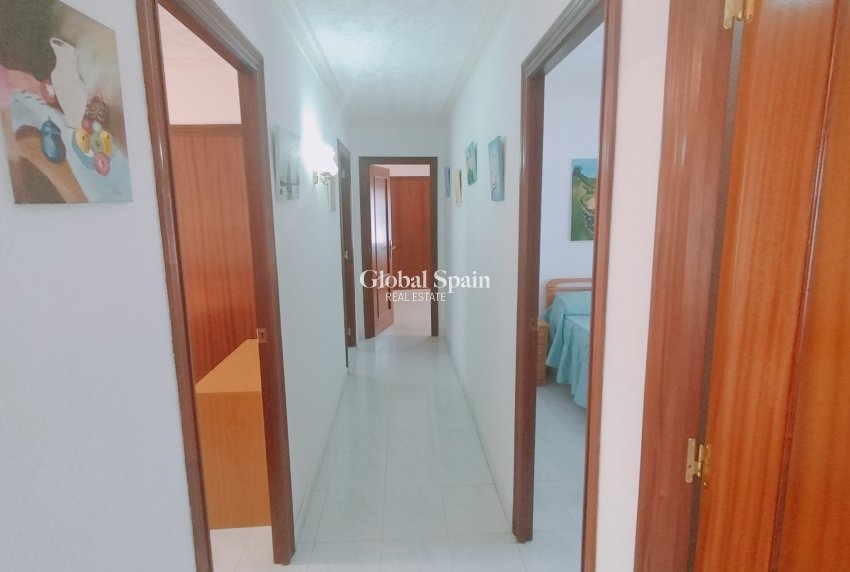 Revente - VILLA -
CREVILLENTE - Inland