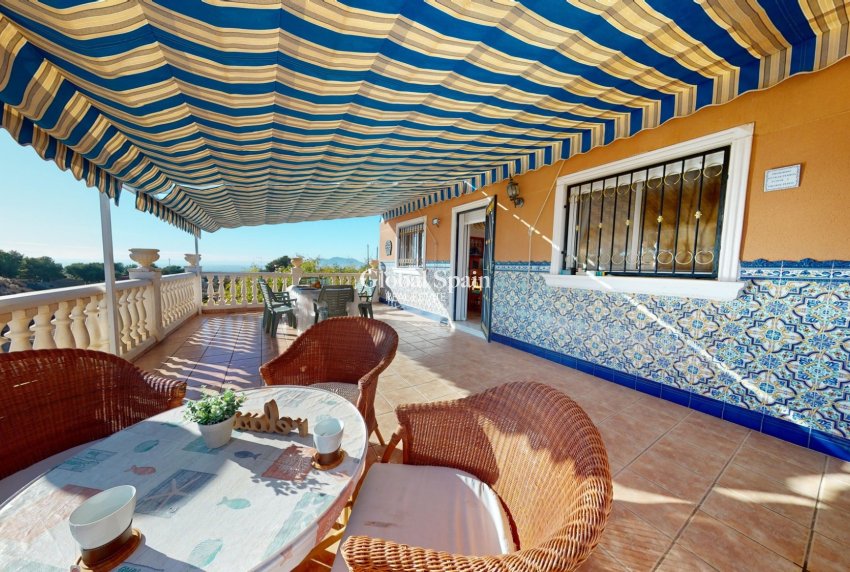 Revente - VILLA -
CREVILLENTE - Inland