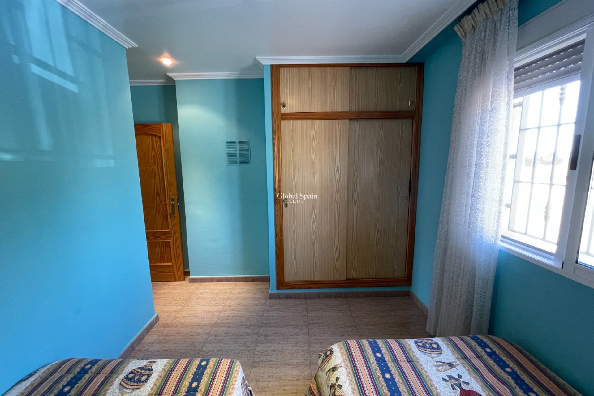 Revente - VILLA -
CREVILLENTE - Inland