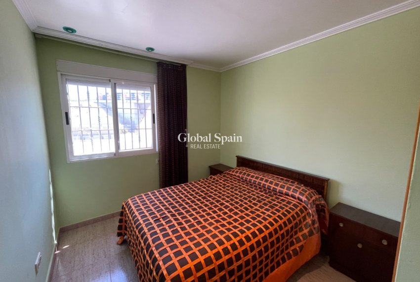 Revente - VILLA -
CREVILLENTE - Inland