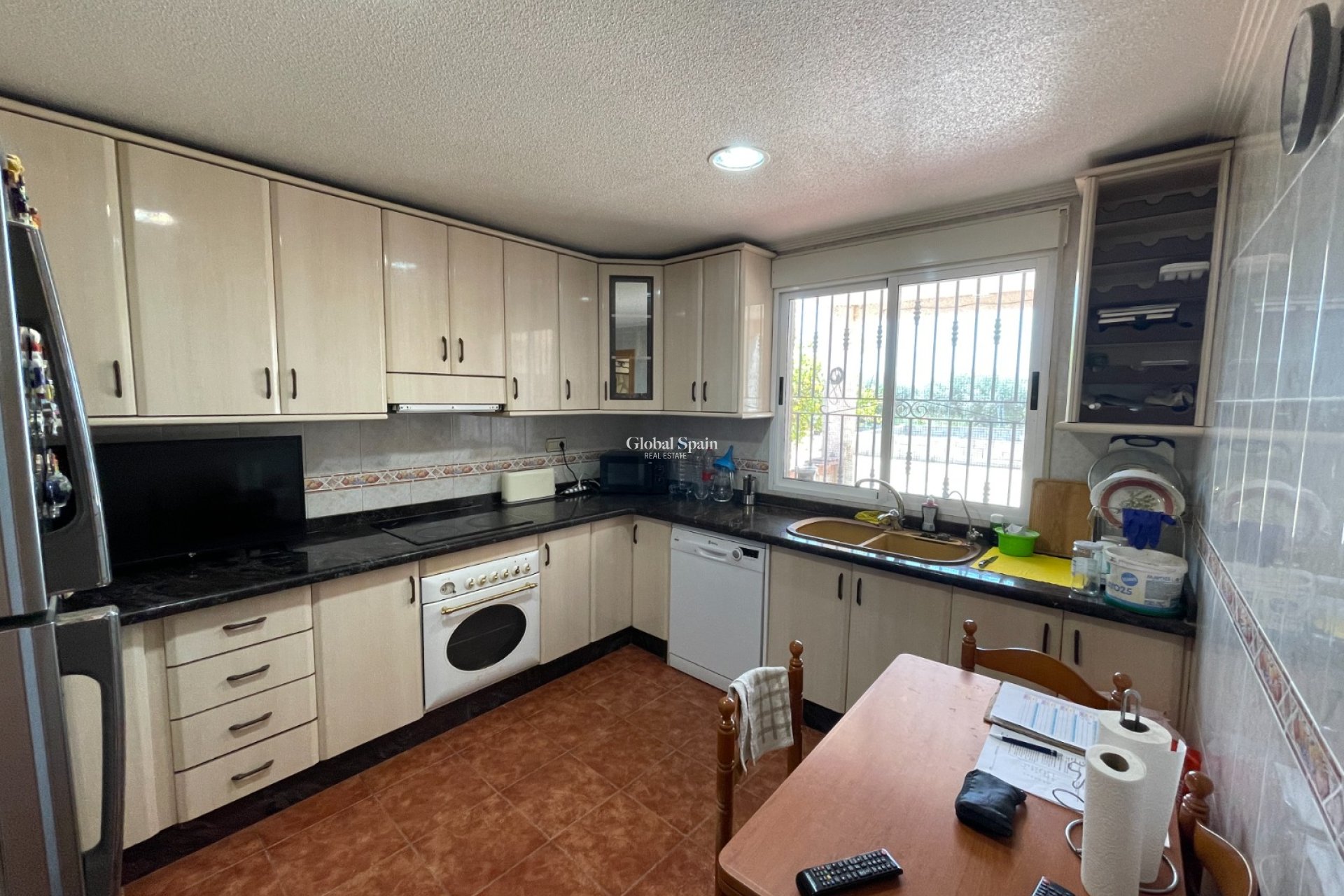 Revente - VILLA -
CREVILLENTE - Inland