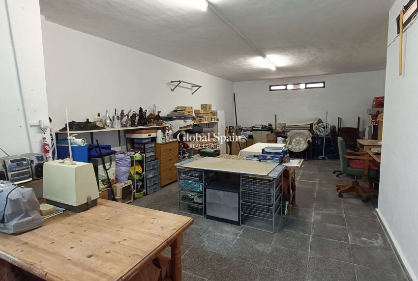 Revente - VILLA -
CREVILLENTE - Inland