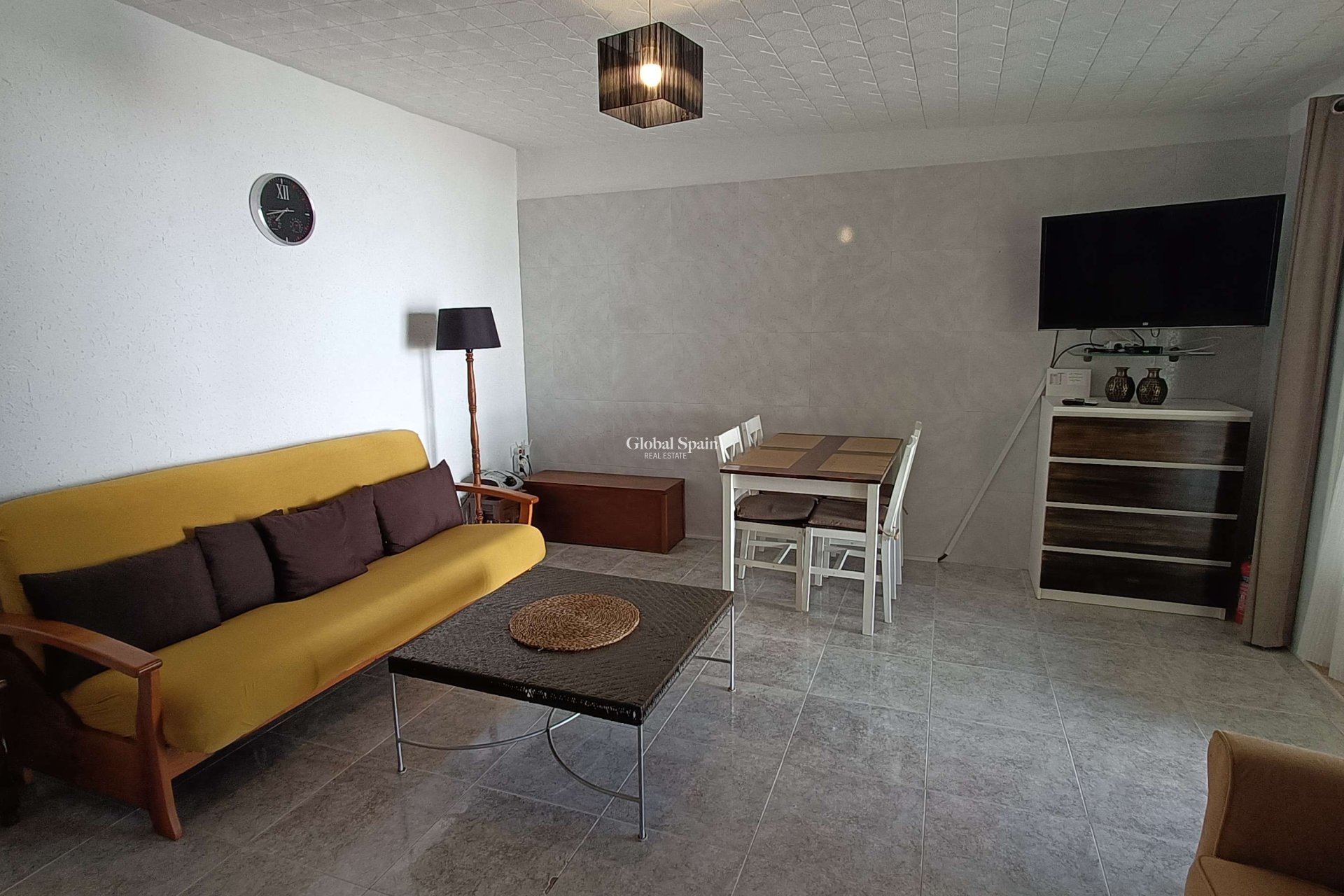 Revente - VILLA -
CREVILLENTE - Inland